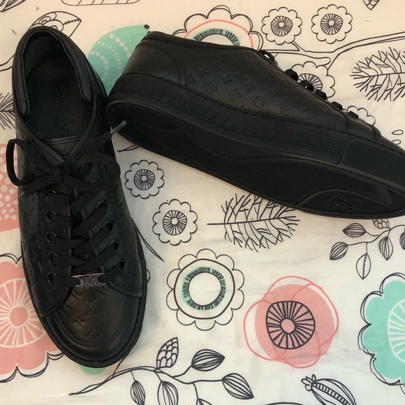 Authentic new Louis Vuitton shoes size 37 1/2 - Picture 2 of 3